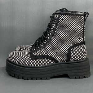 Gianni Bini Non-Stop Studded Chunky Lug Sole Platform Bootie Women size 6 (new)